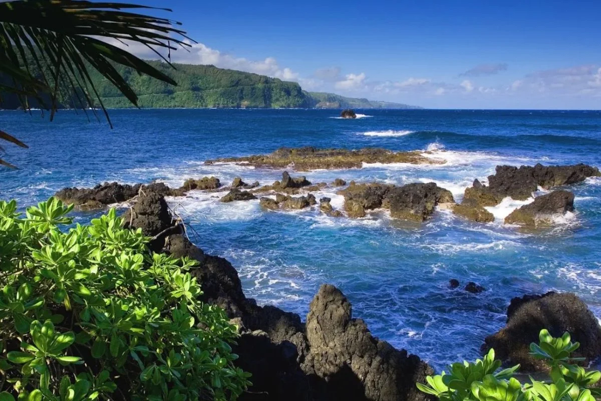 Wisata alam Indonesia 2025